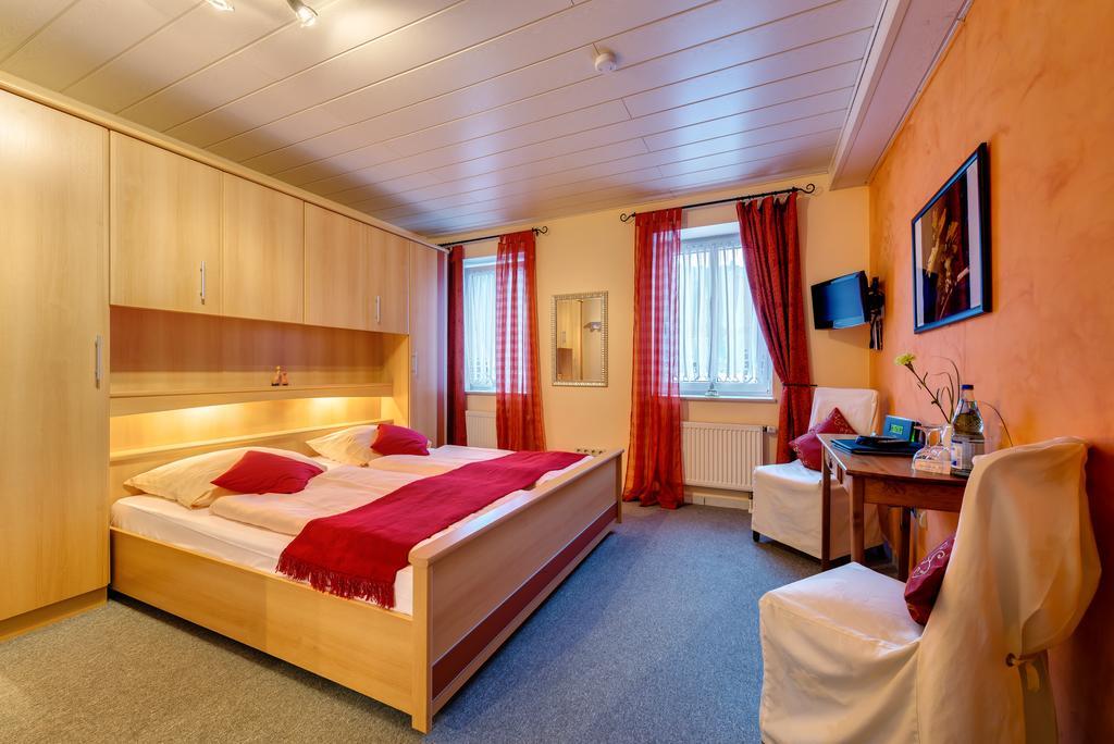 Moselhotel Ludwigs Köwerich Habitación foto