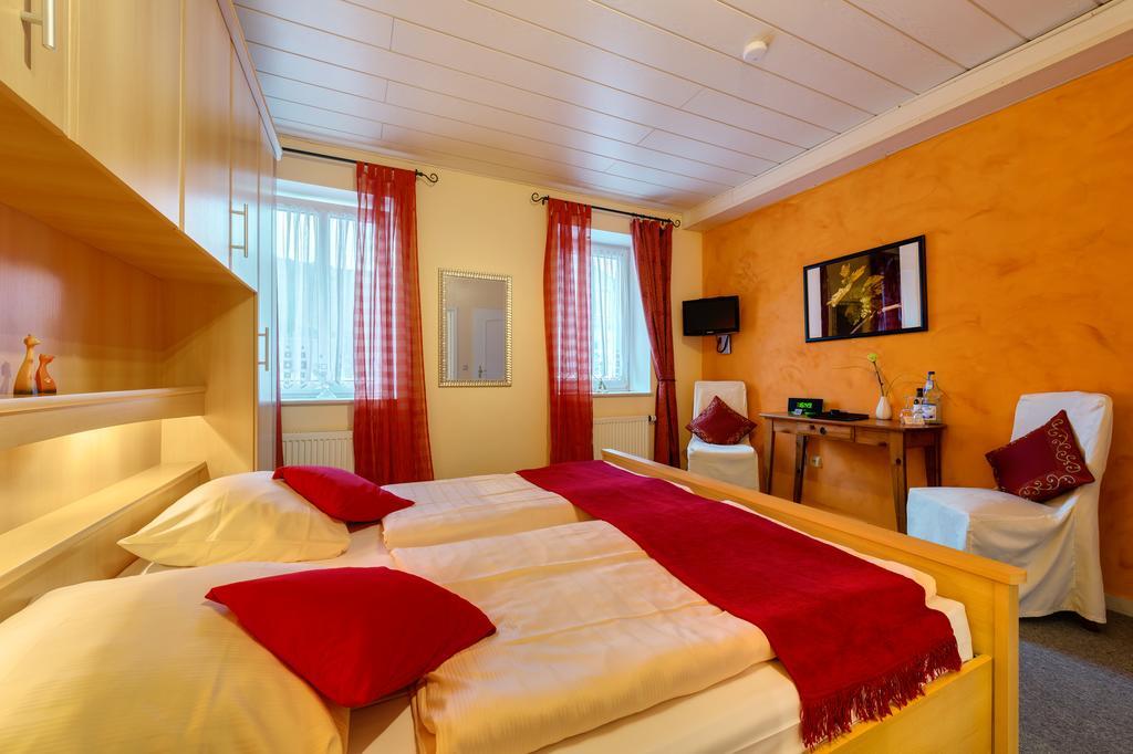 Moselhotel Ludwigs Köwerich Habitación foto